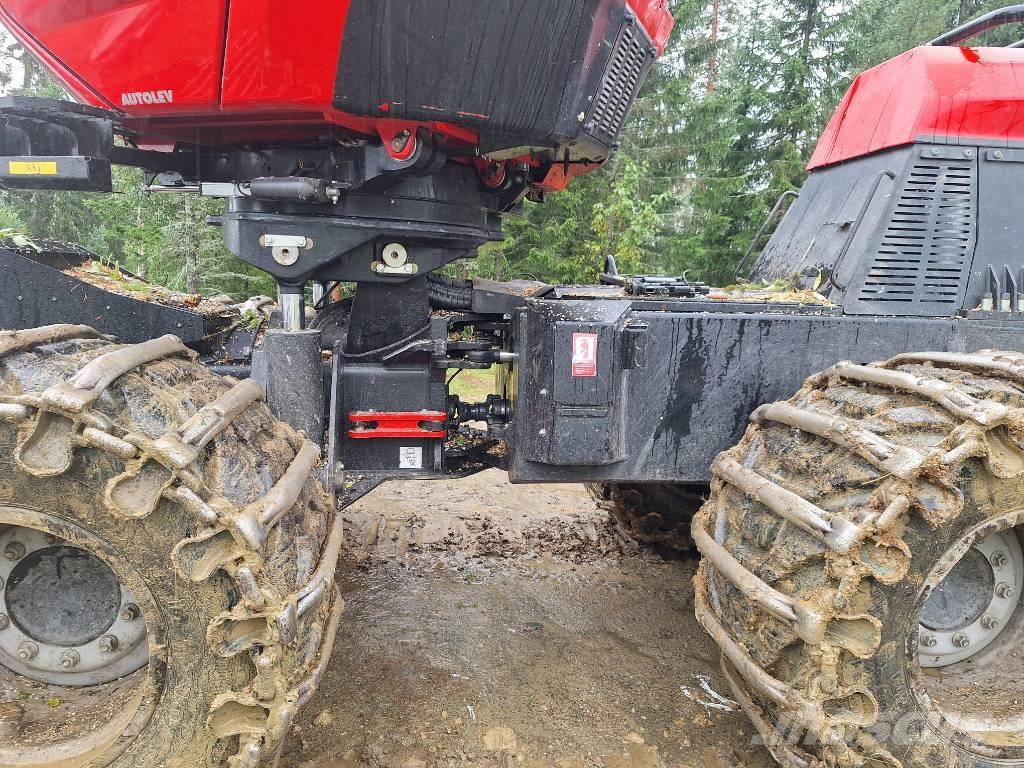 Komatsu 931XC Harvesters