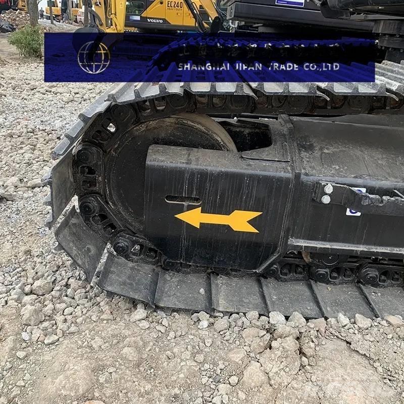 Hitachi ZX 200 Crawler excavators