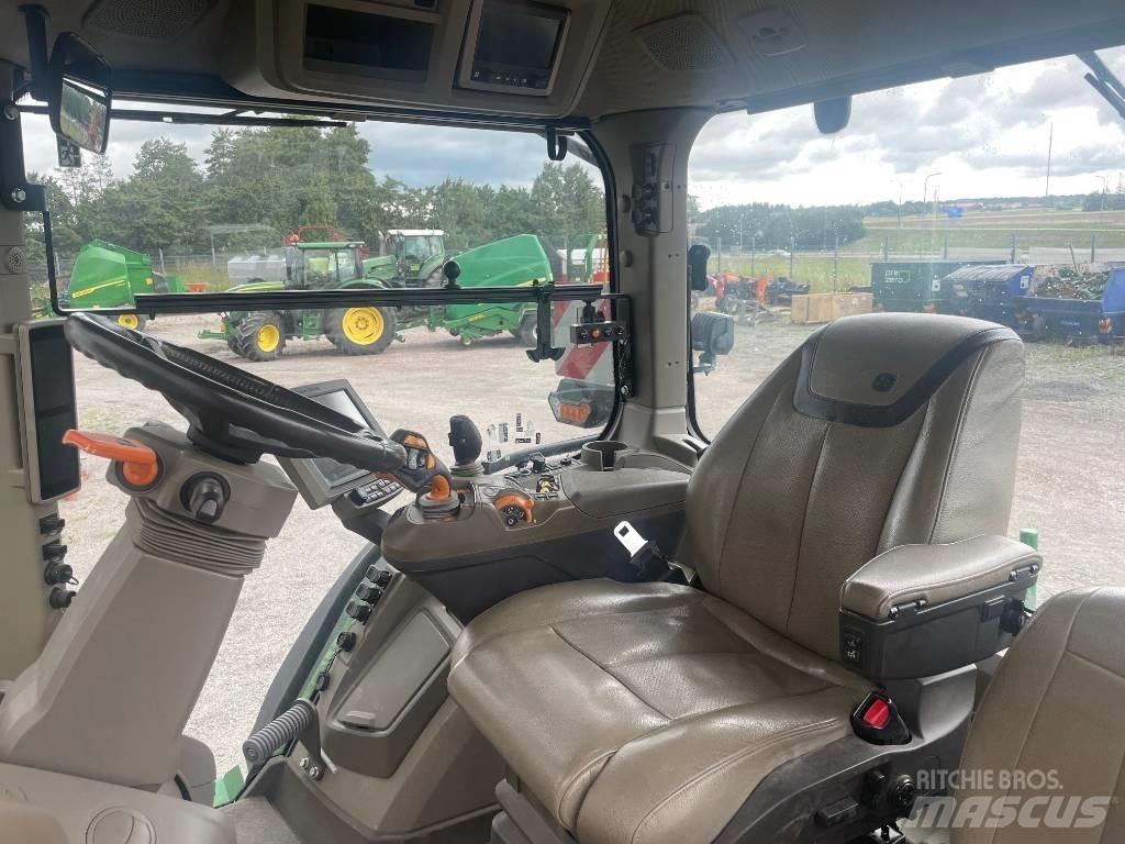 John Deere 7R330 Tractors
