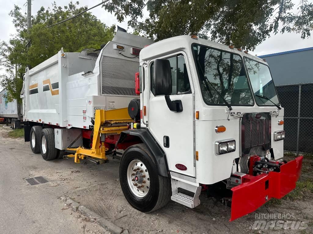 Peterbilt 320 Waste trucks