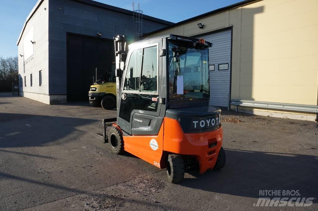 Toyota 9FBM35T Electric forklift trucks