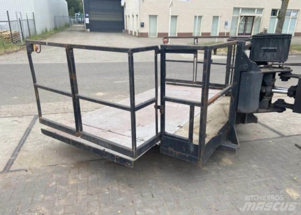 Manitou MRT2540 Telescopic handlers
