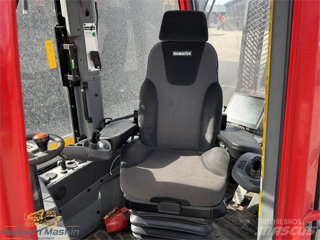 Komatsu 895 Forwarders