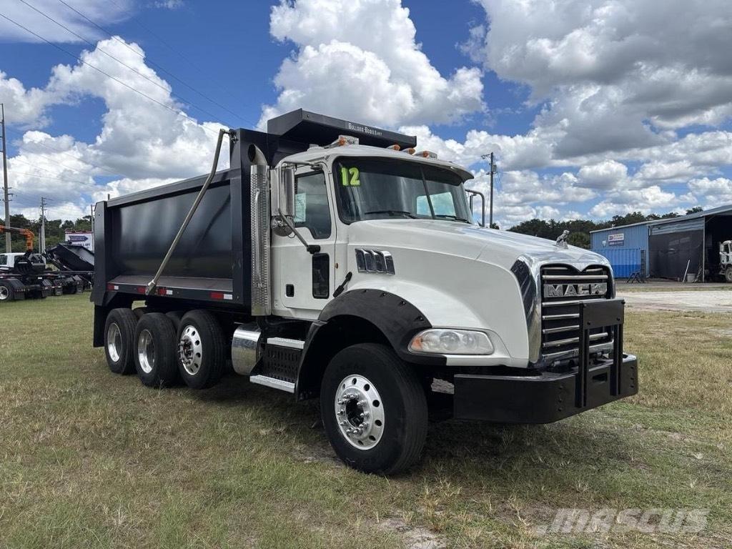 Mack GRANITE GU813 Tipper trucks