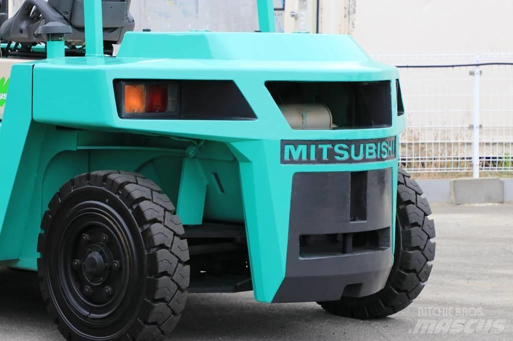 Mitsubishi FD60 Diesel trucks