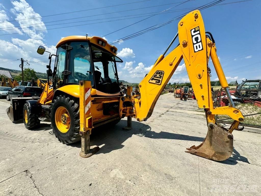 JCB 3CX Backhoe