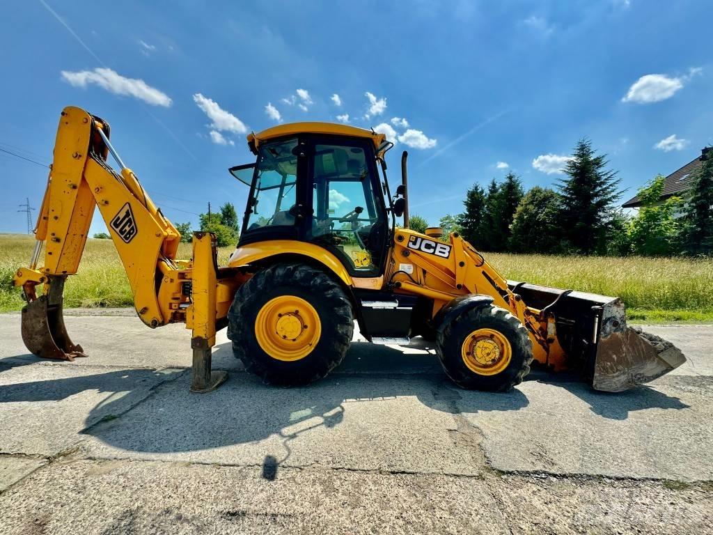 JCB 3CX Backhoe