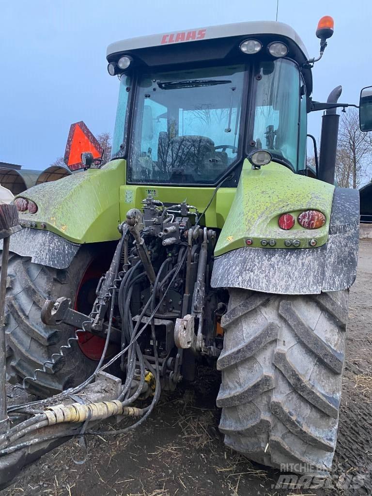 CLAAS Arion 640 Tractors