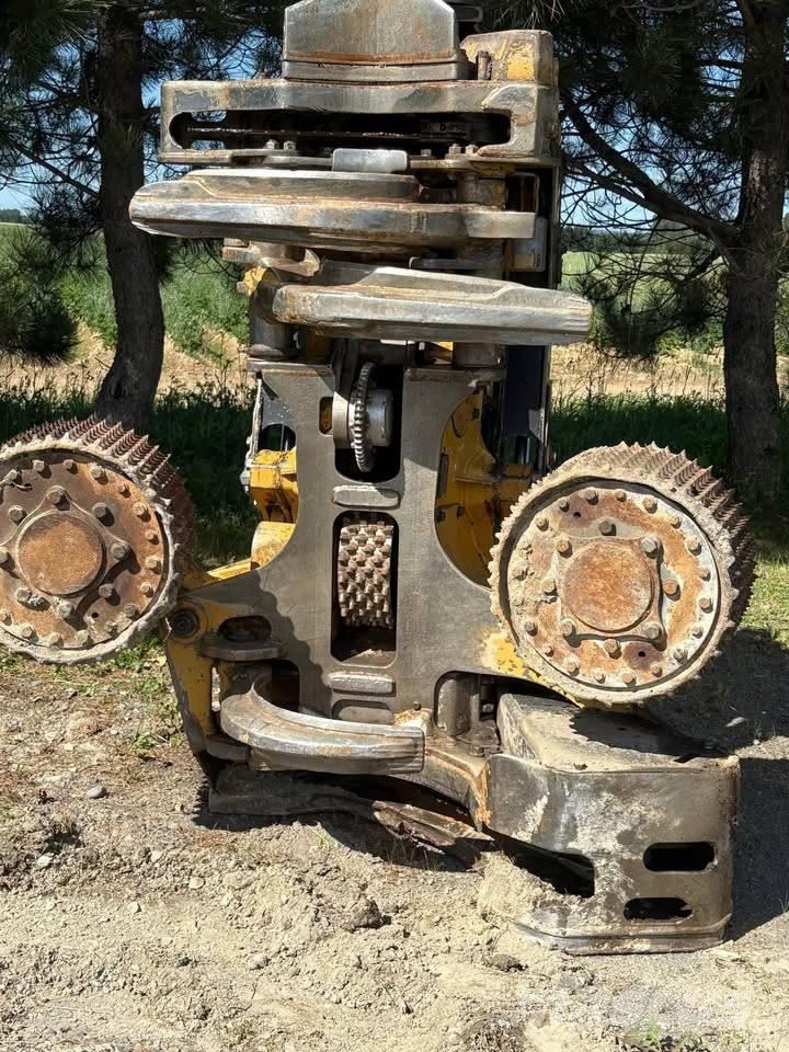 Tigercat TH575 Harvester heads