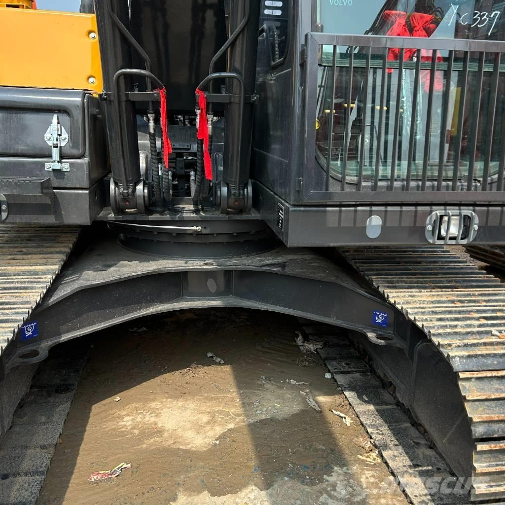 Volvo 140 Crawler excavators