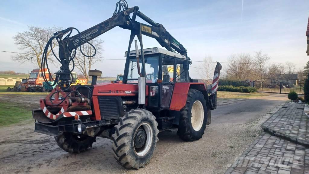 Zetor 12245 Forestry tractors