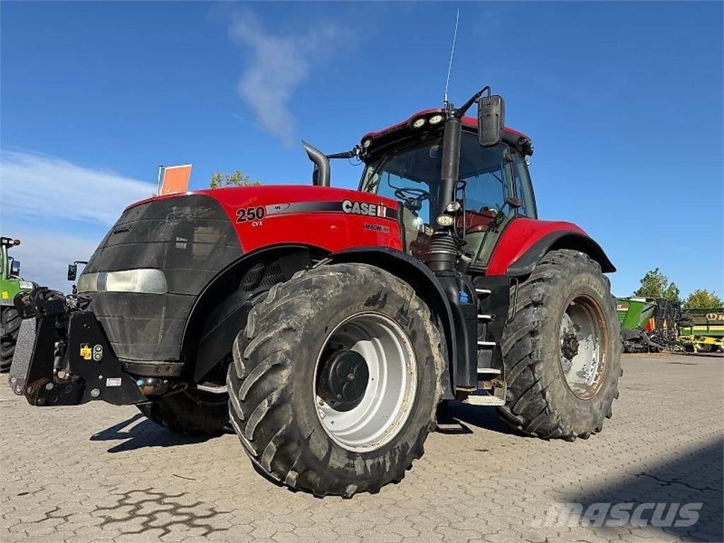 Case IH IH CVX 310 Tractors