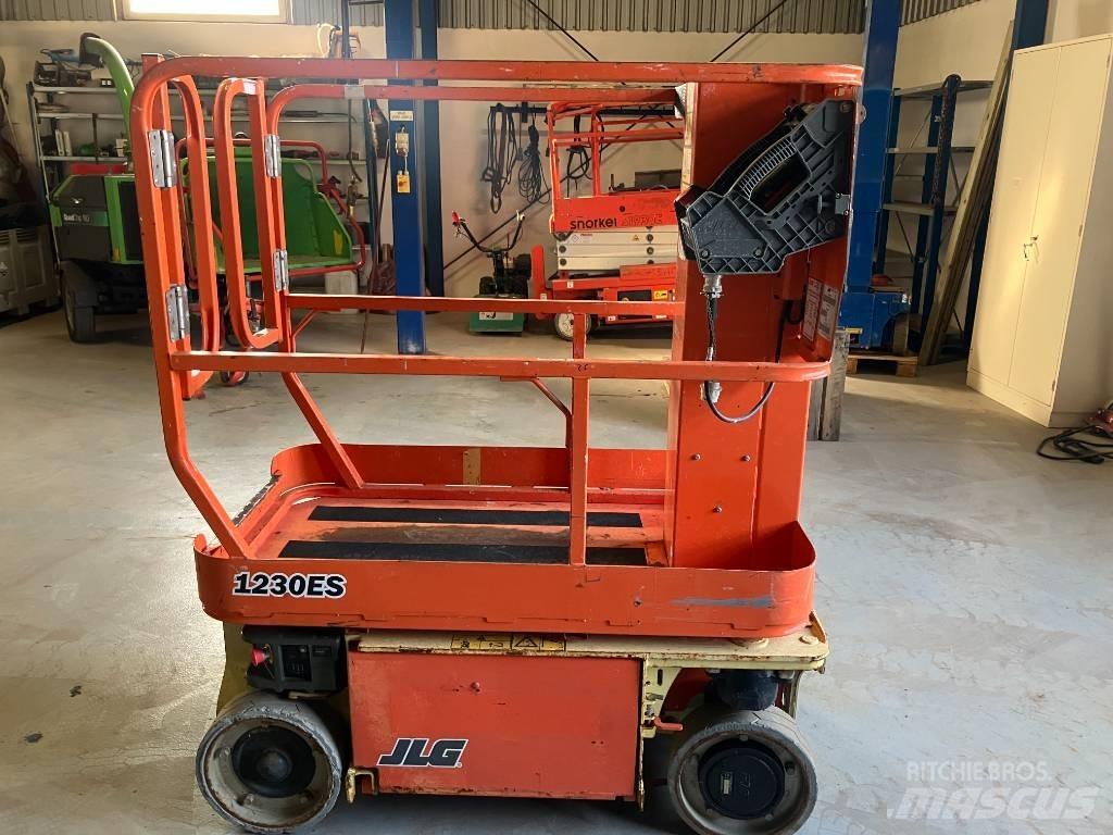 JLG 1230 ES Used Personnel lifts and access elevators