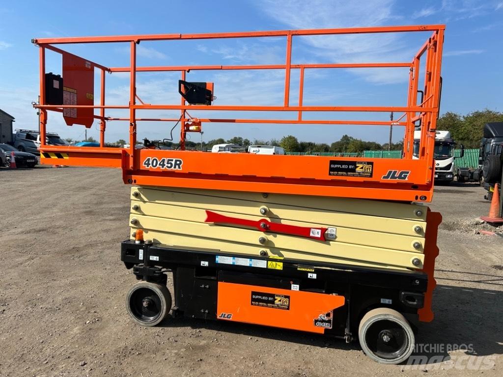 JLG 4045R Scissor lifts