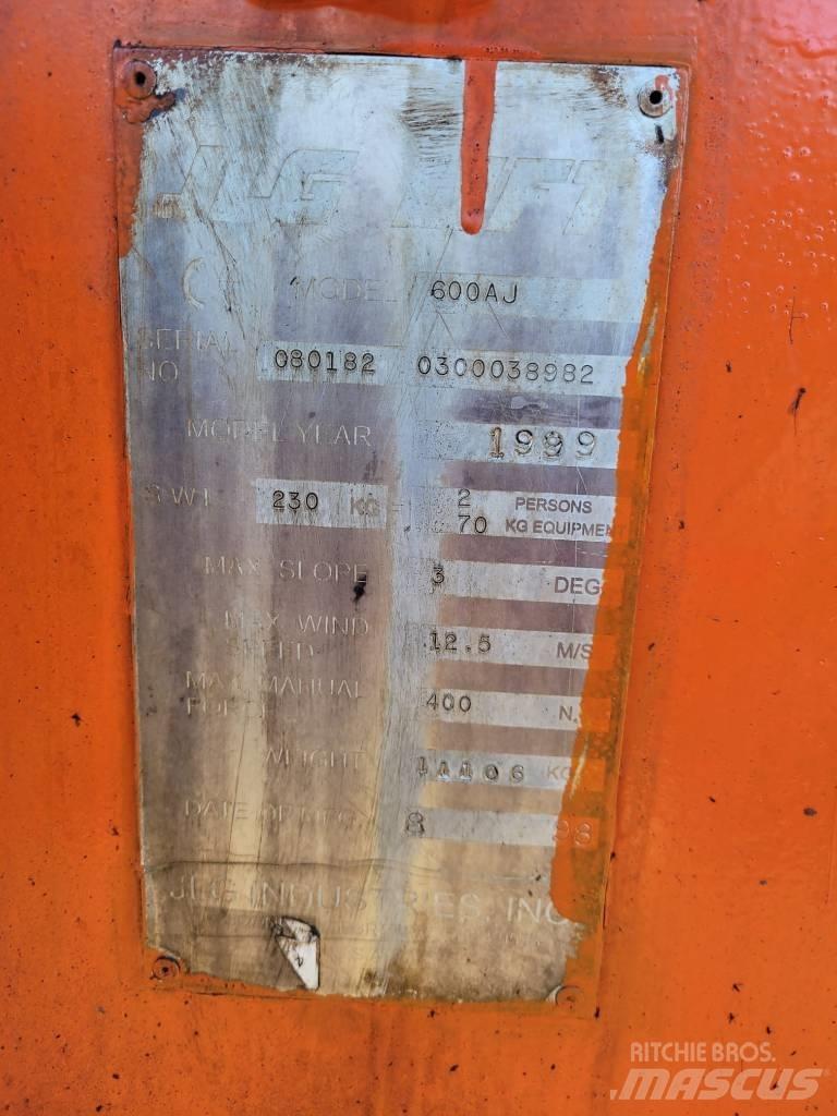 JLG 600 AJ Telescopic boom lifts