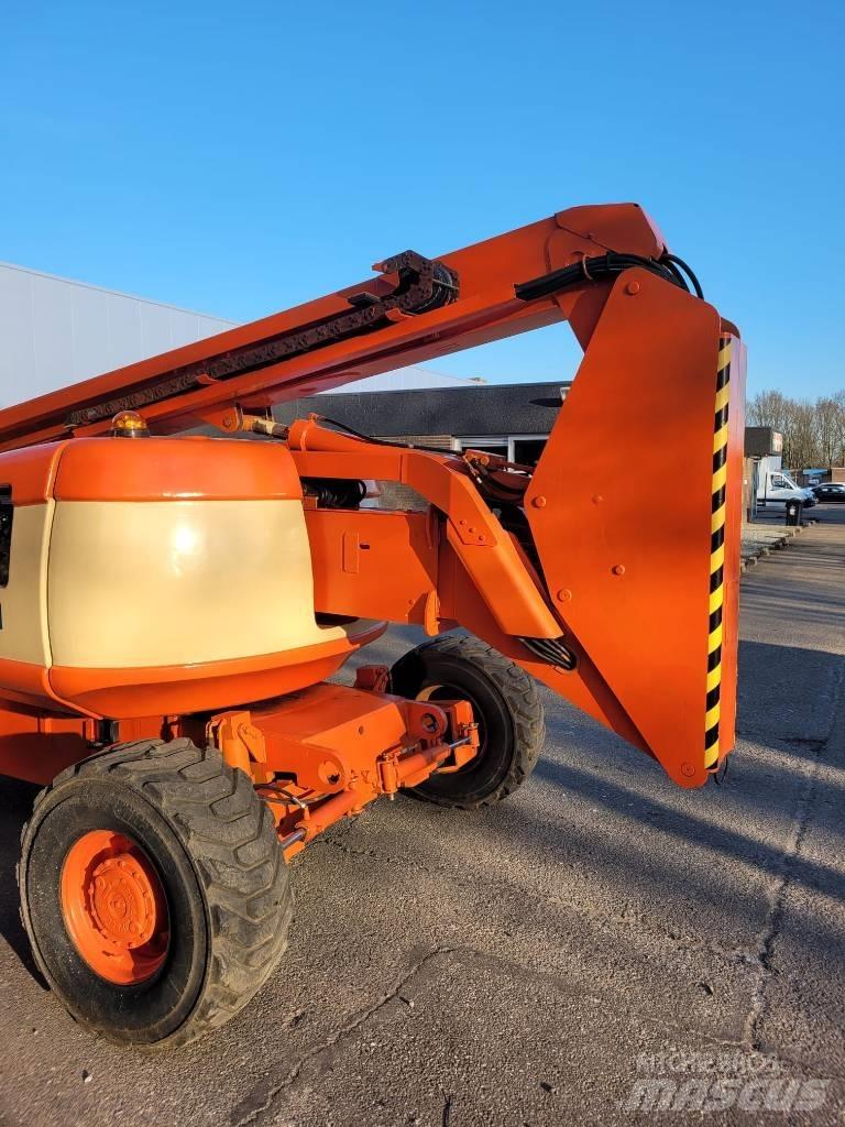 JLG 600 AJ Telescopic boom lifts