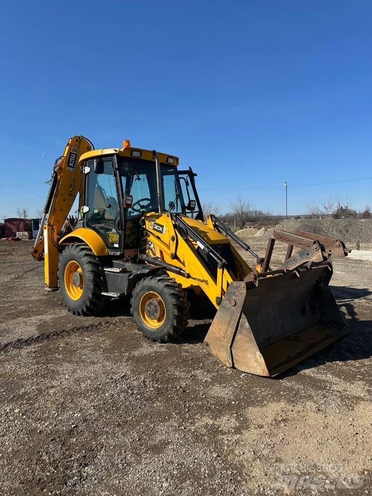 JCB 3 CX Backhoe