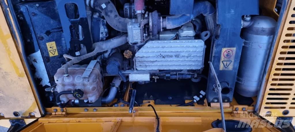 JCB 220 X Long Crawler excavators