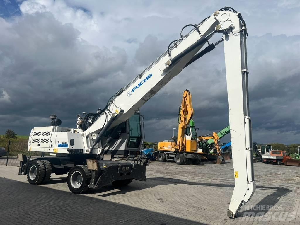 Fuchs MHL 335 Waste / industry handlers