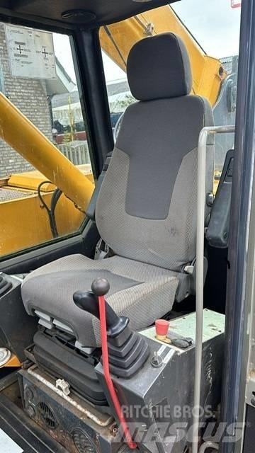 Sennebogen S 613 R Track mounted cranes