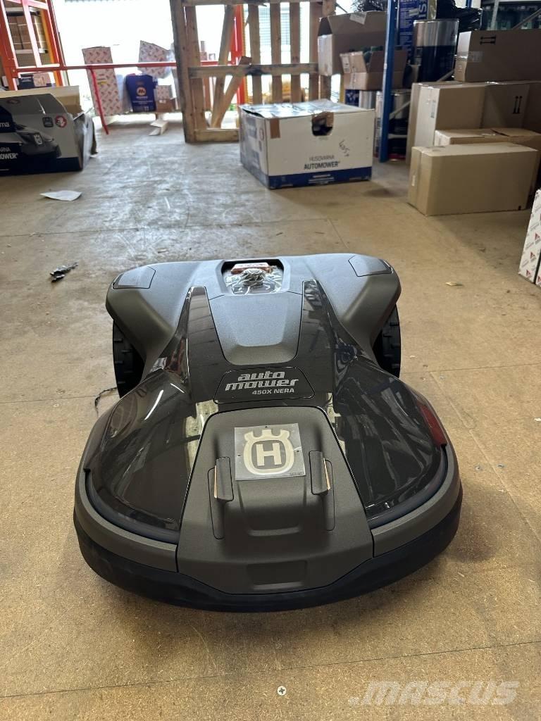Husqvarna AM450X Robot mowers