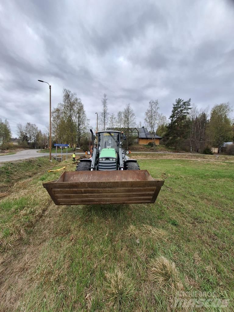Lännen 8600 E Backhoe