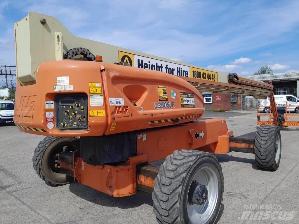 JLG 1350 SJP Telescopic boom lifts