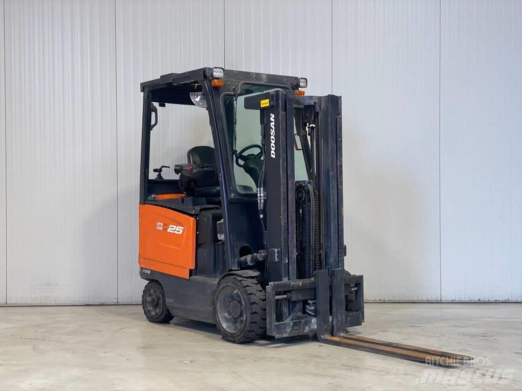 Doosan BC25S-7 Electric forklift trucks