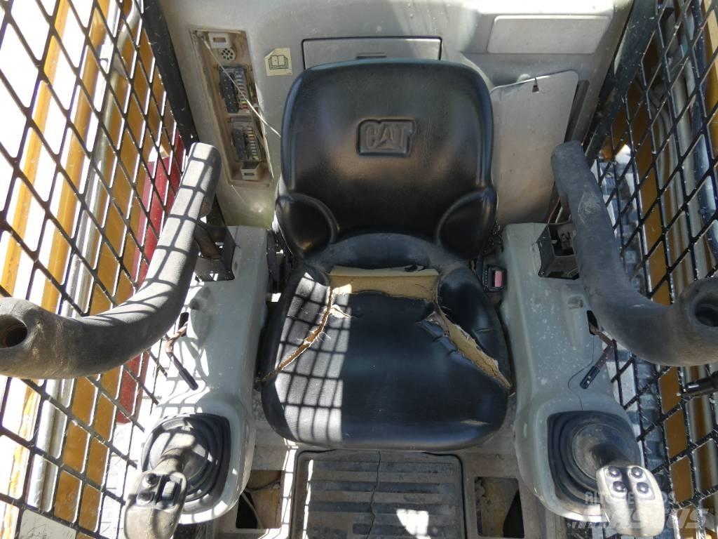 CAT 279 C Skid steer loaders