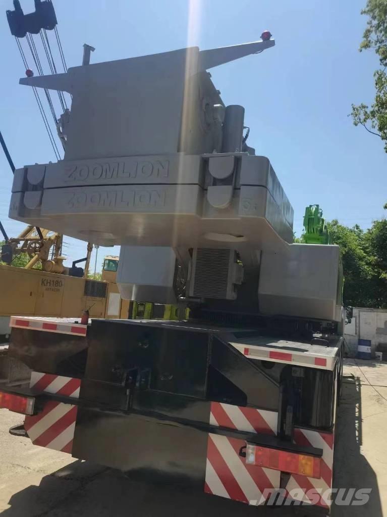 Zoomlion ZVT800 All terrain cranes