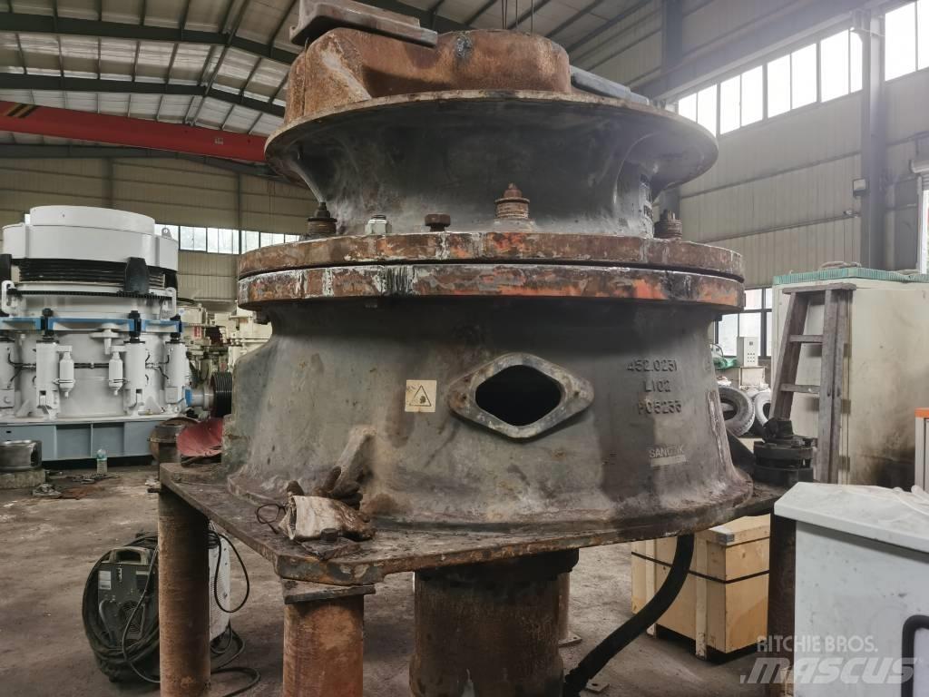 Sandvik CH 440 Crushers