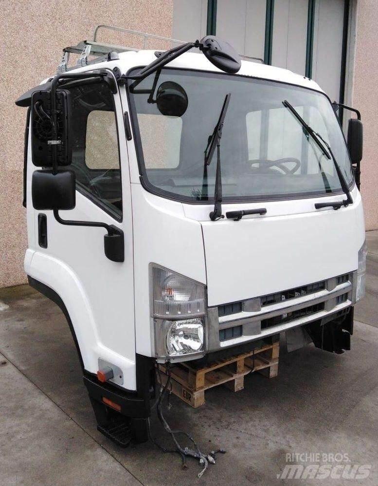 Isuzu FRR Euro 5 Cabins and interior