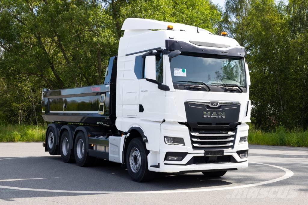 MAN TGX 35.520 Tipper trucks