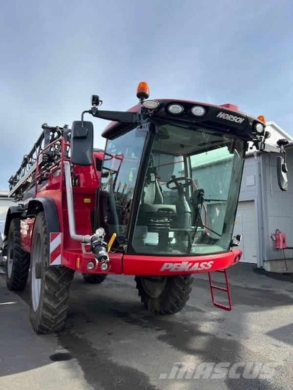 Horsch Leeb PT 6.300 Self-propelled sprayers
