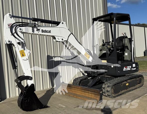 Bobcat E32 Mini excavators < 7t (Mini diggers)