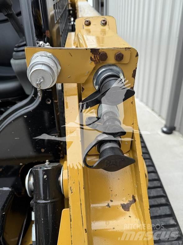 CAT 249D Skid steer loaders