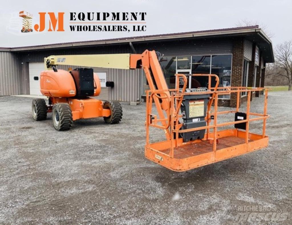 JLG 800 AJ Articulated boom lifts