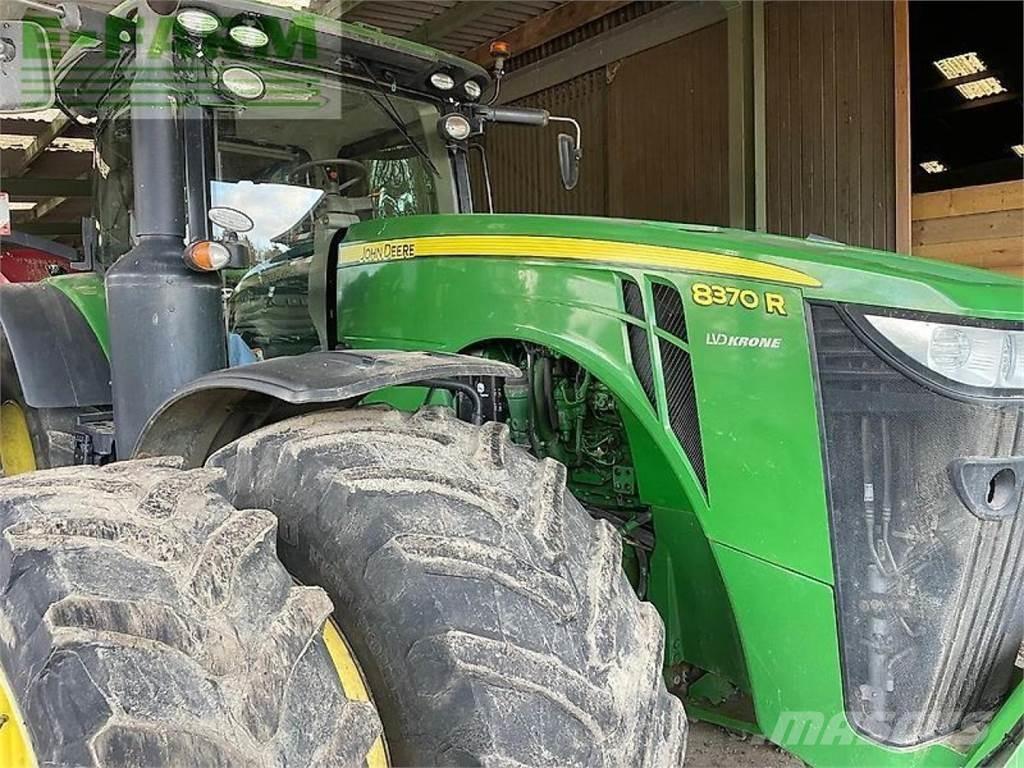 John Deere 8370 r Tractors