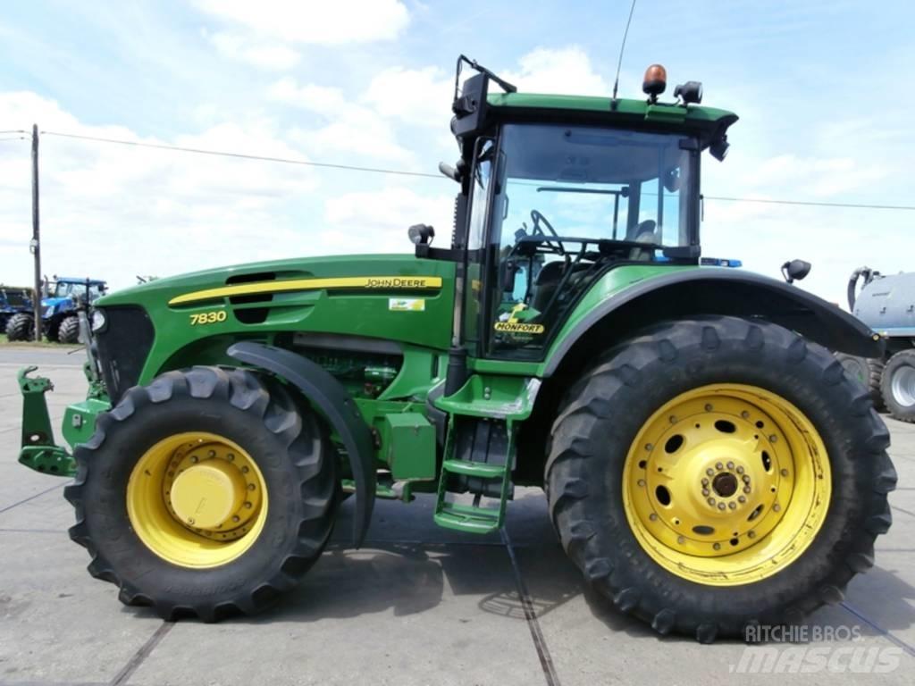 John Deere 7830 TLS Tractors