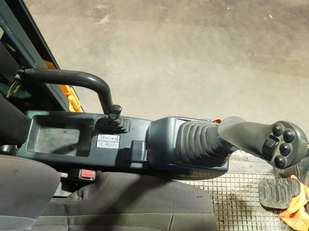 Hyundai R 160 W-9A Wheeled excavators