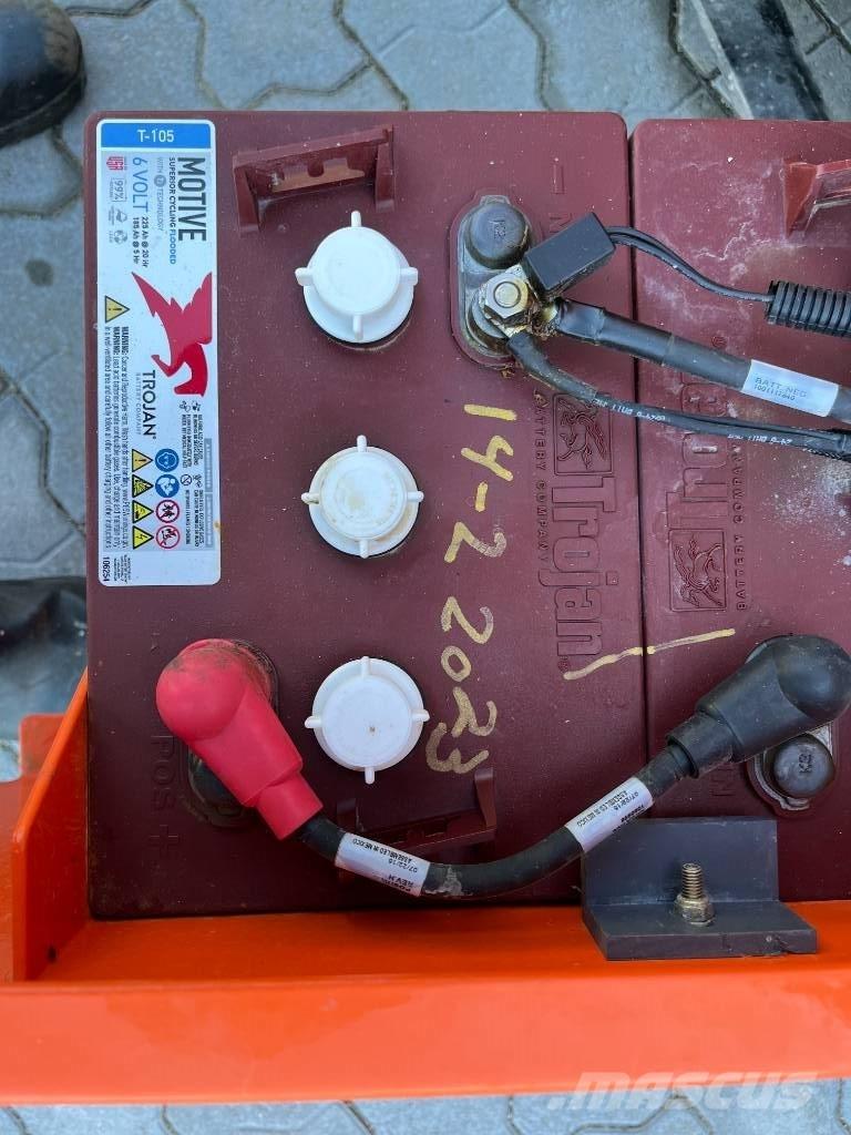 JLG 1230 ES Used Personnel lifts and access elevators