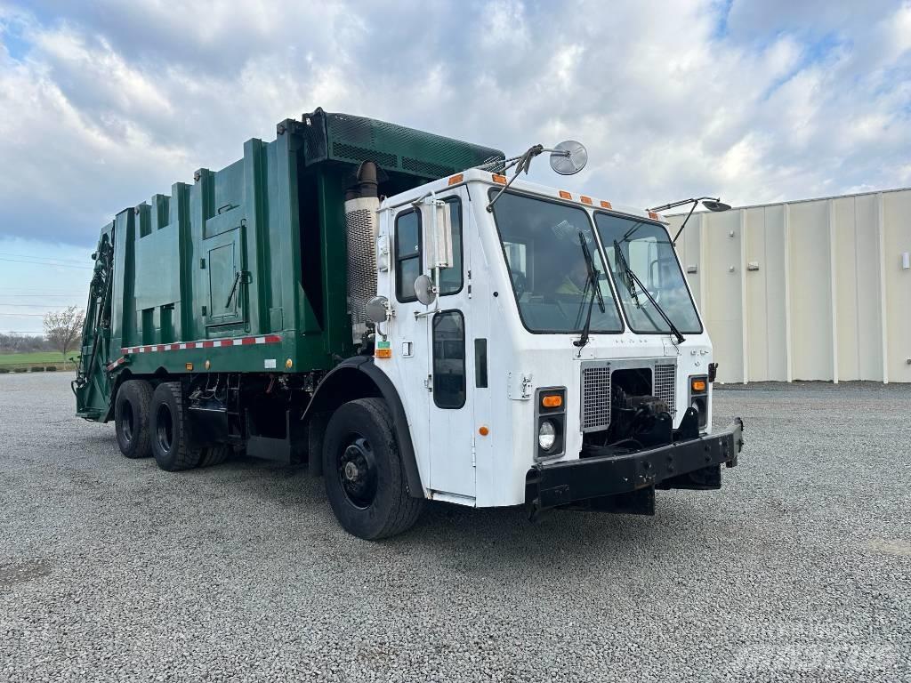 Mack LE613 Waste trucks