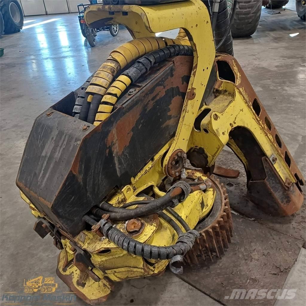 John Deere H270 Harvester heads