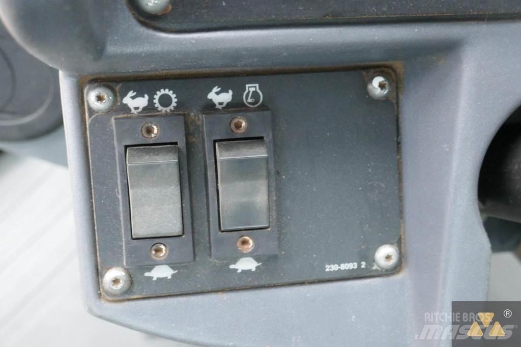 CAT CP533E Single drum rollers