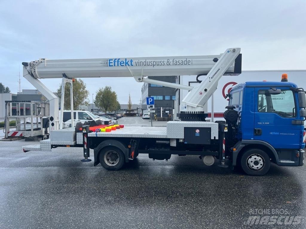 Ruthmann T 330 Truck mounted platforms