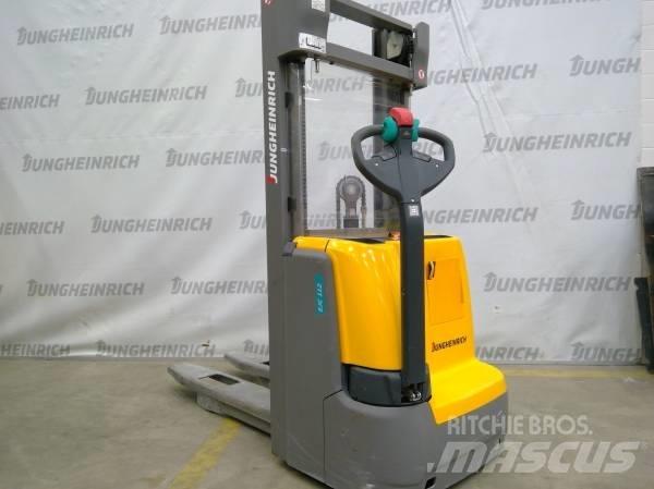 Jungheinrich EJC 112 Pedestrian stacker