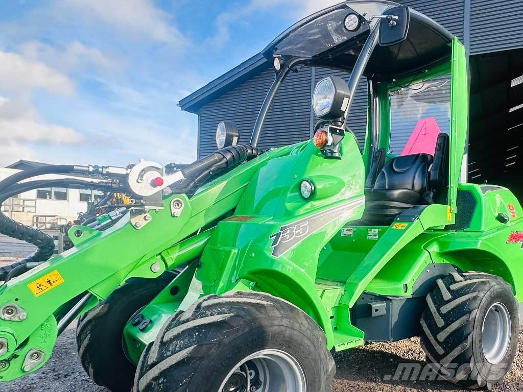Avant 735 Multi-purpose loaders