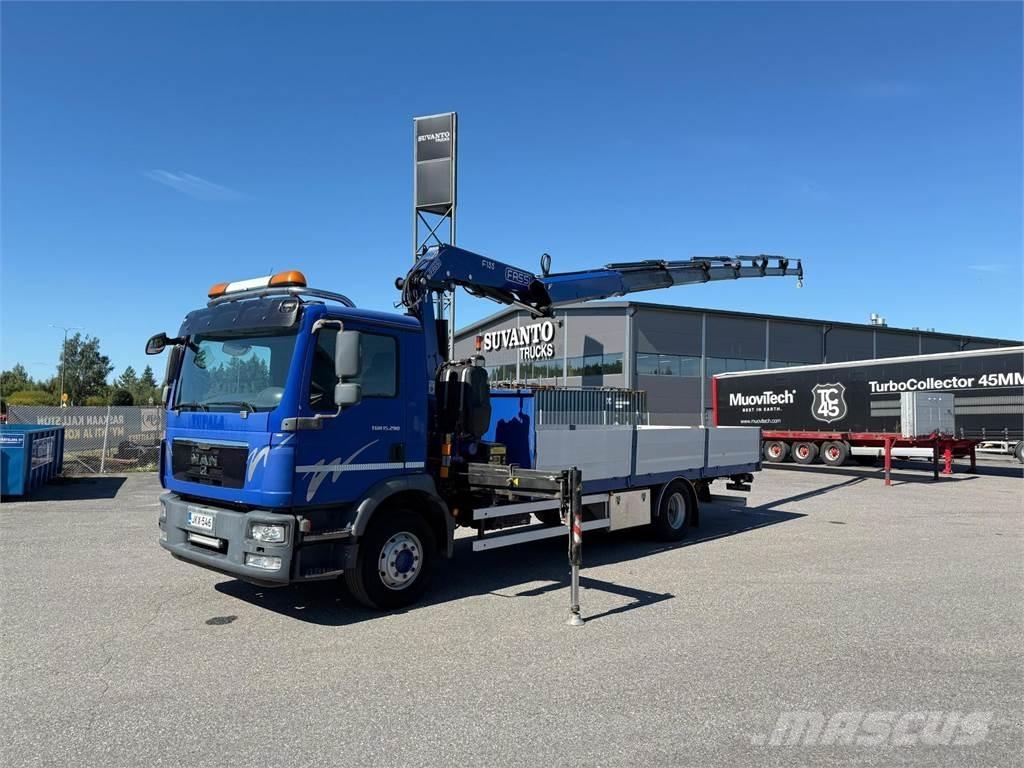 MAN TGM 15.290 4x2 Truck mounted cranes