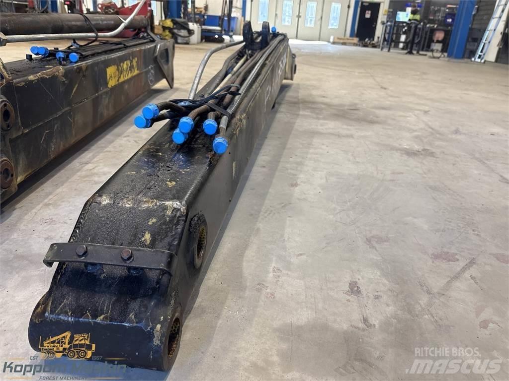 Fiskars 50L Loader cranes