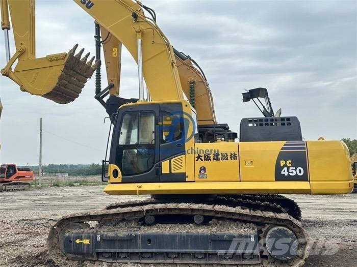 Komatsu PC450-8 Crawler excavators